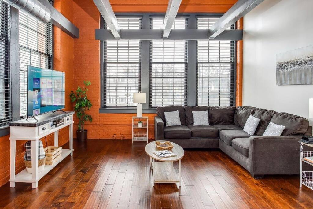 Ferienwohnung Centric Modern Loft W/ King Beds Rochester Exterior foto